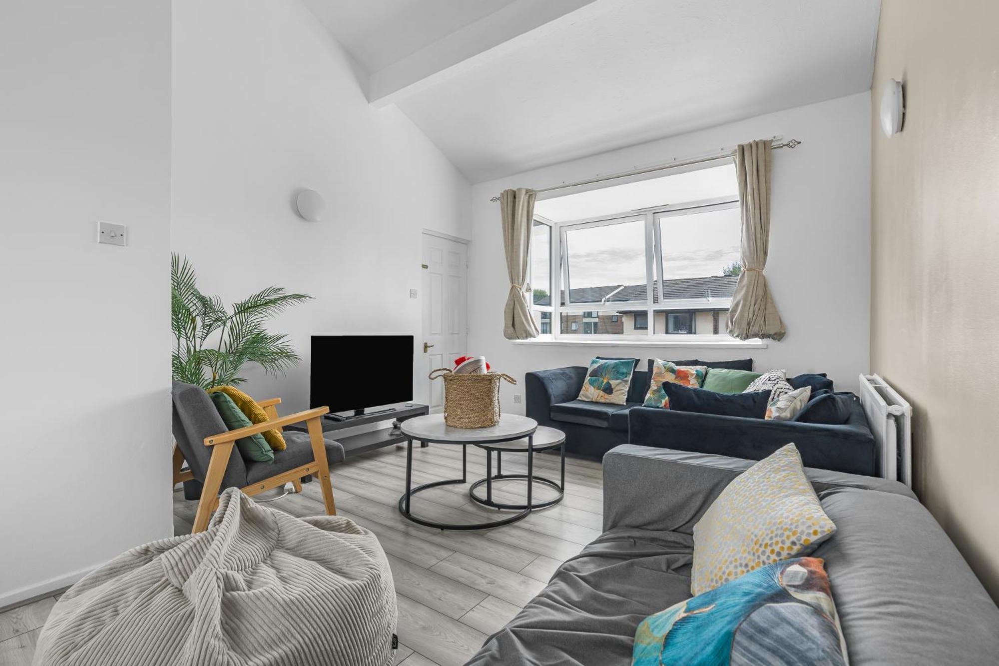 Serviced Accomodation - For Families Or Corporate London Exterior photo
